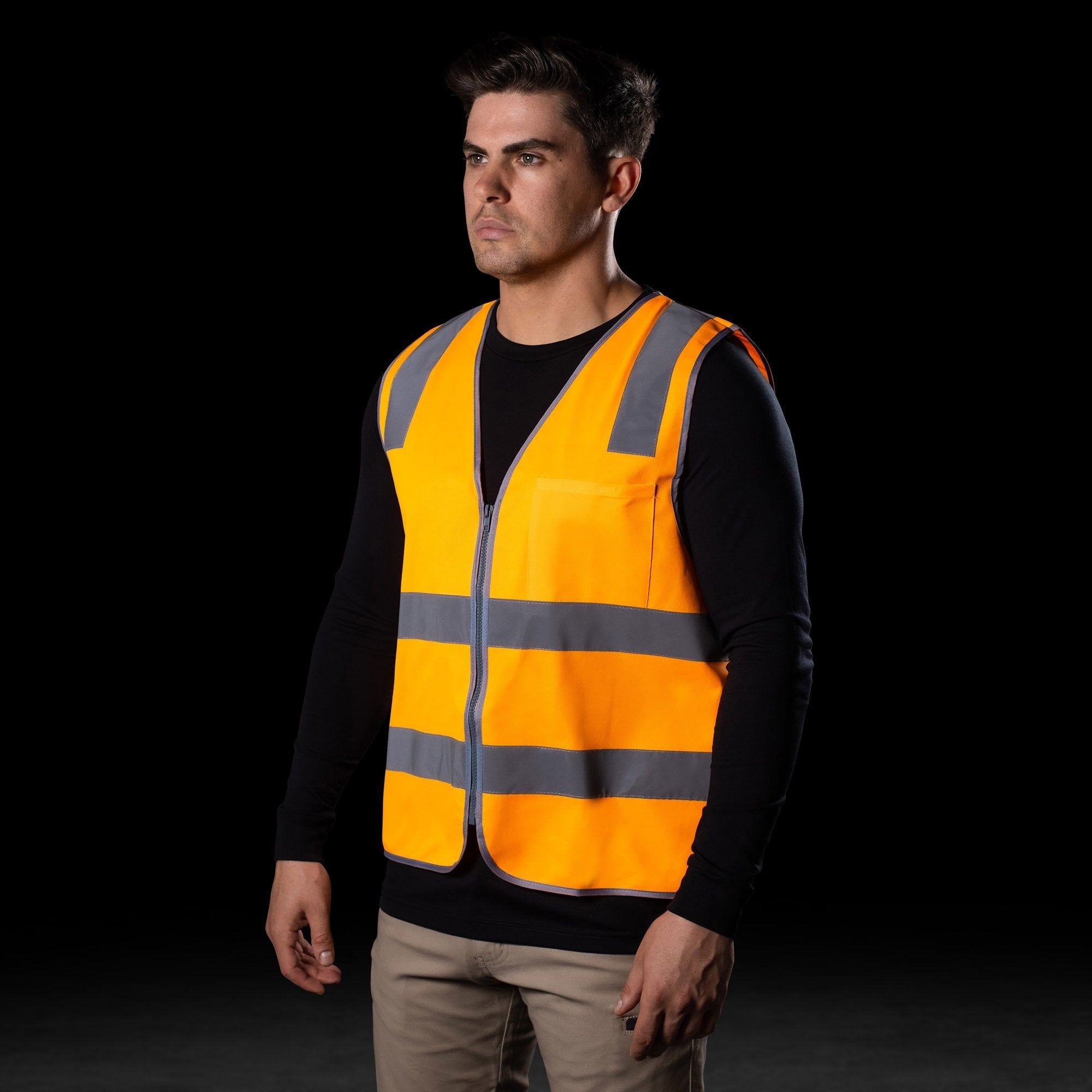 https://badworkwear.eu/cdn/shop/products/bad-hi-vis-daynight-zip-safety-vest-968753.jpg?v=1623248358